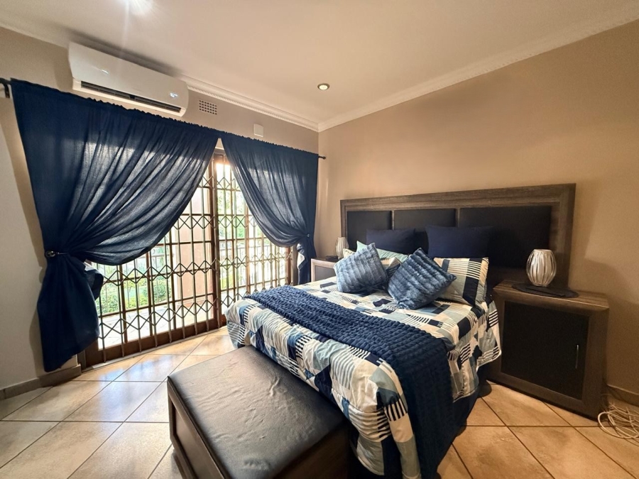 5 Bedroom Property for Sale in Protea Park North West